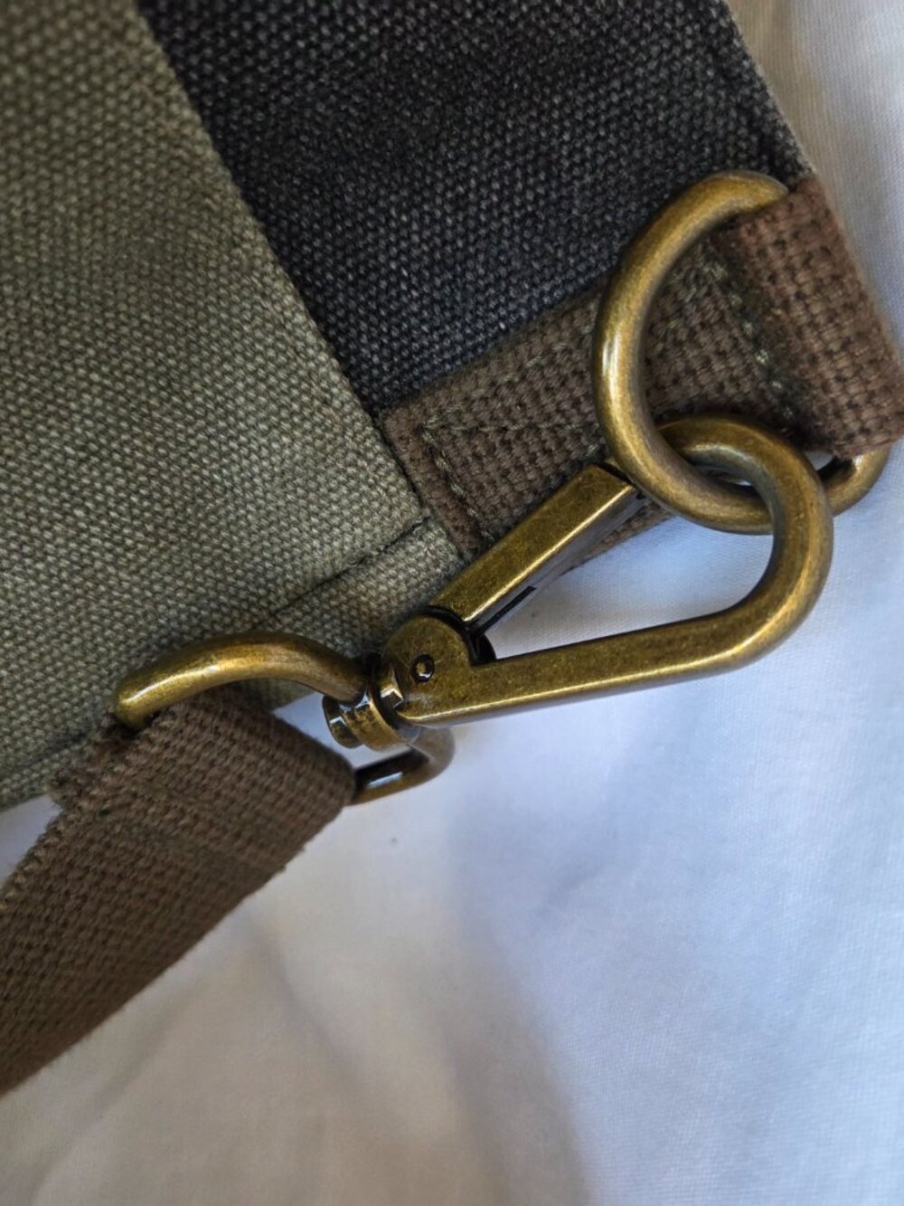 FEED Projects Work Bag Crossbody Tote. - Picture 5 of 8